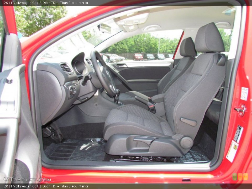 Titan Black Interior Photo for the 2011 Volkswagen Golf 2 Door TDI #50455709