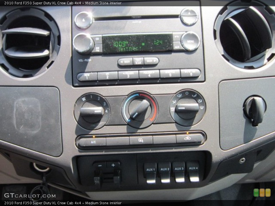 Medium Stone Interior Controls for the 2010 Ford F350 Super Duty XL Crew Cab 4x4 #50455955