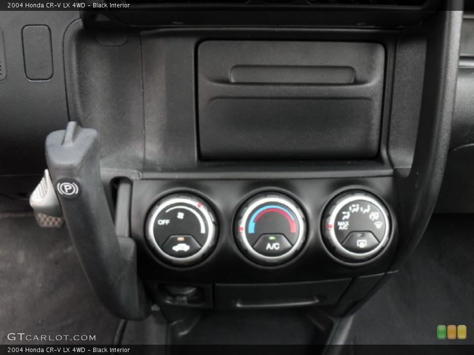 Black Interior Controls for the 2004 Honda CR-V LX 4WD #50457479