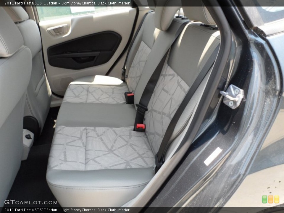 Light Stone/Charcoal Black Cloth Interior Photo for the 2011 Ford Fiesta SE SFE Sedan #50468077