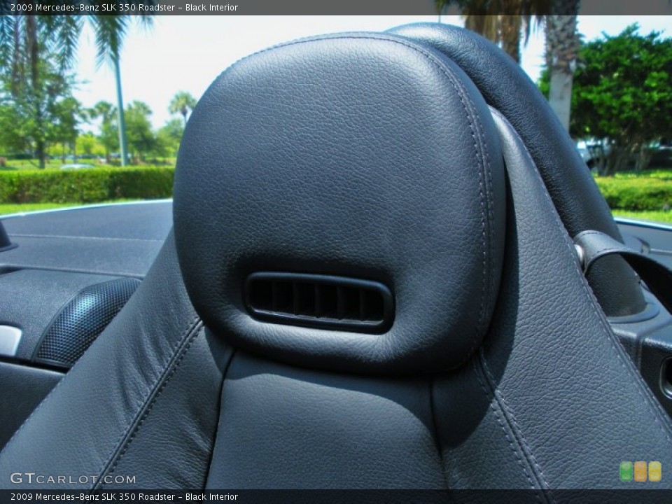 Black Interior Photo for the 2009 Mercedes-Benz SLK 350 Roadster #50478376
