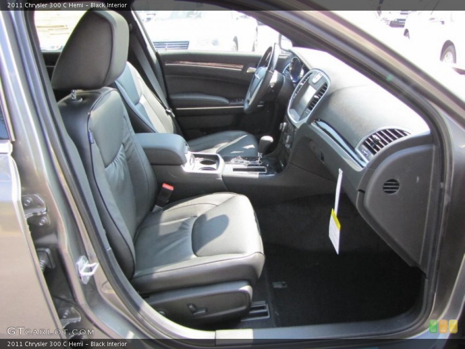 Black Interior Photo for the 2011 Chrysler 300 C Hemi #50478679