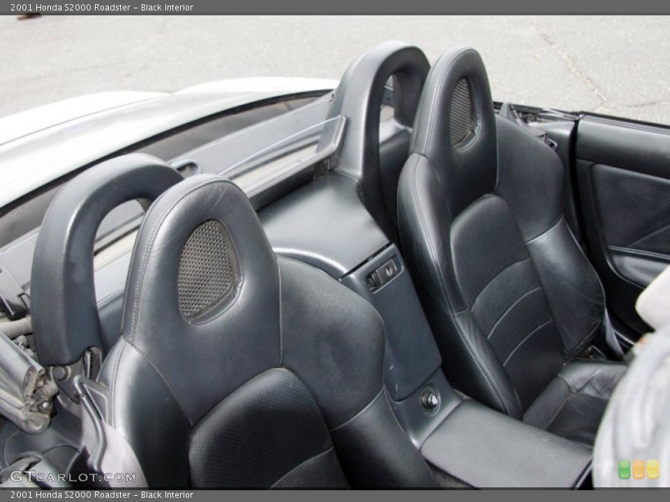 Black Interior Photo for the 2001 Honda S2000 Roadster #50490742