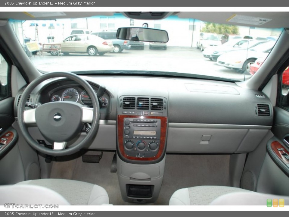 Medium Gray Interior Dashboard for the 2005 Chevrolet Uplander LS #50499764