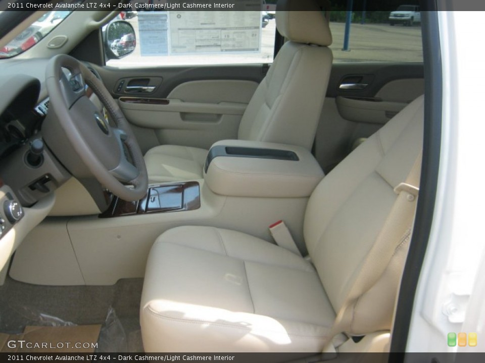 Dark Cashmere/Light Cashmere Interior Photo for the 2011 Chevrolet Avalanche LTZ 4x4 #50502511