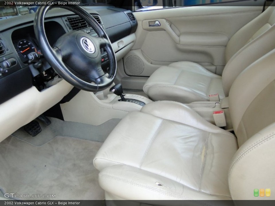 Beige Interior Photo for the 2002 Volkswagen Cabrio GLX #50505898