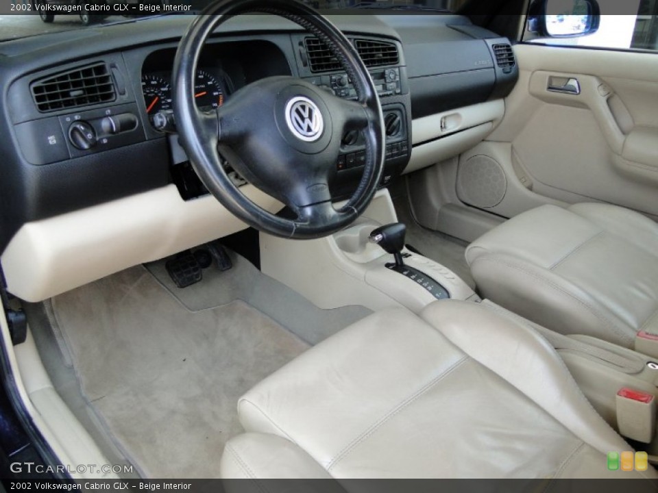 Beige Interior Photo for the 2002 Volkswagen Cabrio GLX #50505910