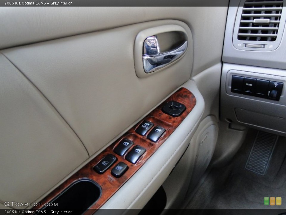 Gray Interior Controls for the 2006 Kia Optima EX V6 #50506357