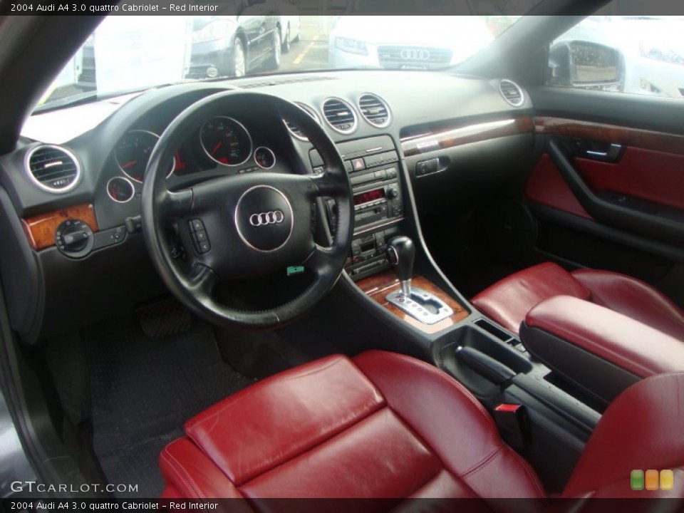 Red Interior Photo for the 2004 Audi A4 3.0 quattro Cabriolet #50506402