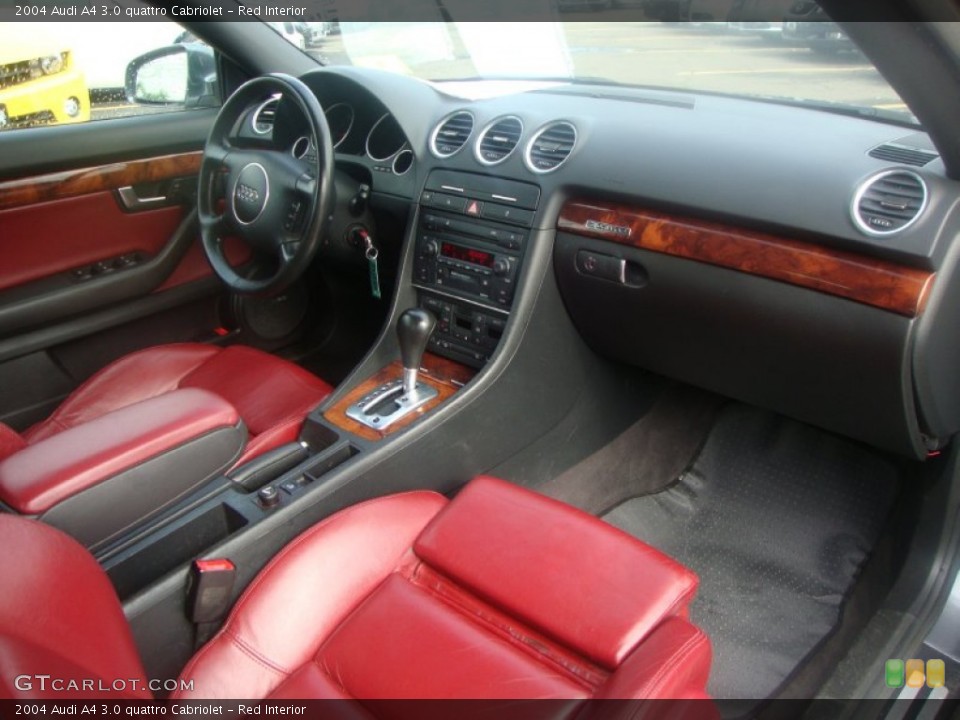 Red Interior Photo for the 2004 Audi A4 3.0 quattro Cabriolet #50506417