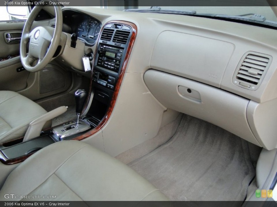 Gray Interior Dashboard for the 2006 Kia Optima EX V6 #50506486