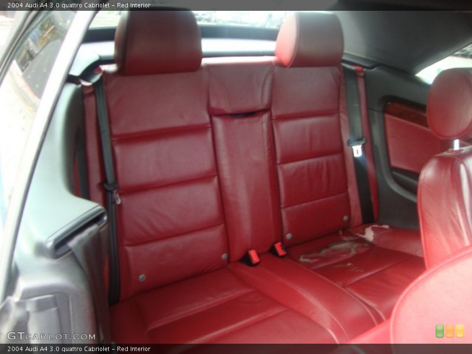 Red Interior Photo for the 2004 Audi A4 3.0 quattro Cabriolet #50506552