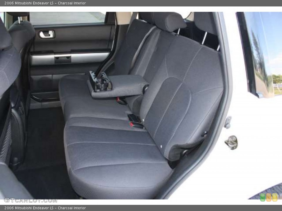 Charcoal Interior Photo for the 2006 Mitsubishi Endeavor LS #50506687