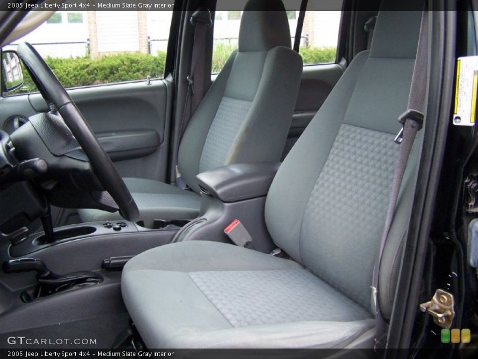 Medium Slate Gray Interior Photo for the 2005 Jeep Liberty Sport 4x4 #50508205