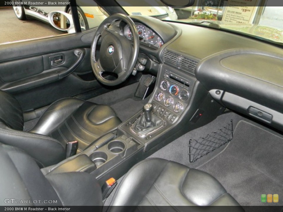 Black Interior Photo for the 2000 BMW M Roadster #50509159