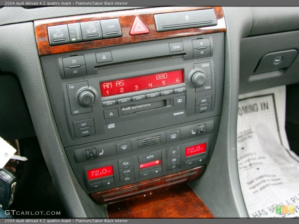 Platinum/Saber Black Interior Controls for the 2004 Audi Allroad 4.2 quattro Avant #50509349