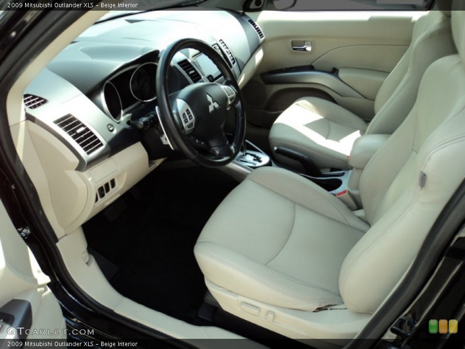 Beige Interior Photo for the 2009 Mitsubishi Outlander XLS #50513095