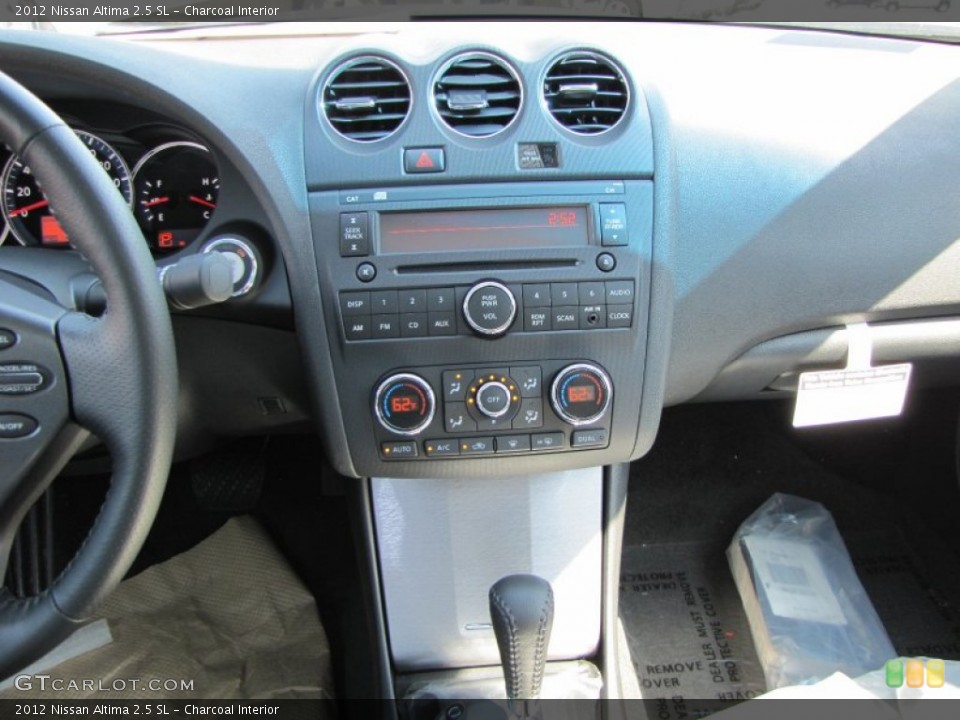 Charcoal Interior Controls for the 2012 Nissan Altima 2.5 SL #50520076