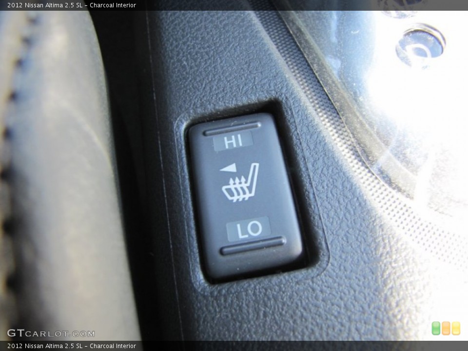 Charcoal Interior Controls for the 2012 Nissan Altima 2.5 SL #50520184