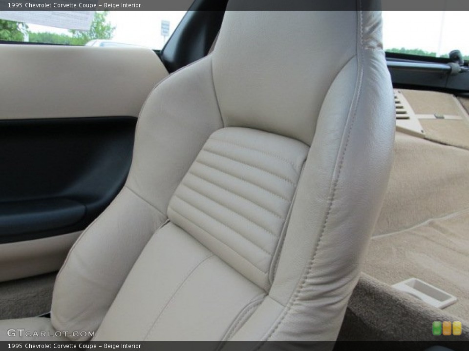 Beige Interior Photo for the 1995 Chevrolet Corvette Coupe #50526970