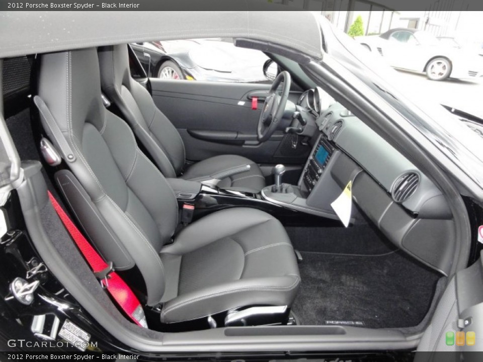 Black Interior Photo for the 2012 Porsche Boxster Spyder #50527873