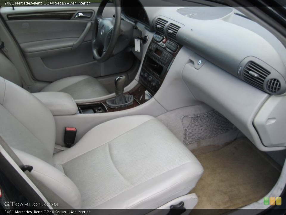 Ash Interior Photo for the 2001 Mercedes-Benz C 240 Sedan #50529736