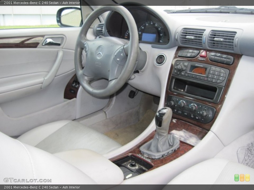 Ash Interior Photo for the 2001 Mercedes-Benz C 240 Sedan #50529772