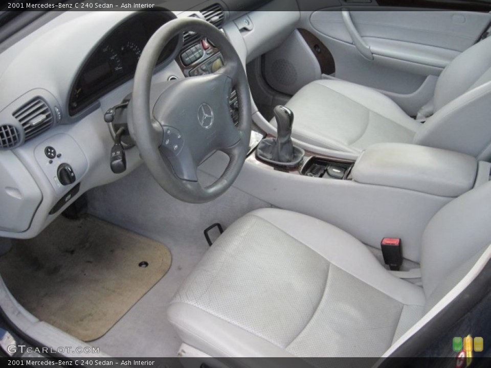 Ash Interior Photo for the 2001 Mercedes-Benz C 240 Sedan #50529814