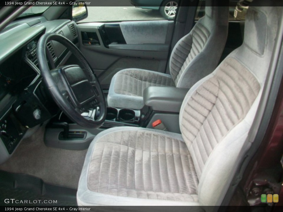 Gray Interior Photo for the 1994 Jeep Grand Cherokee SE 4x4 #50532040