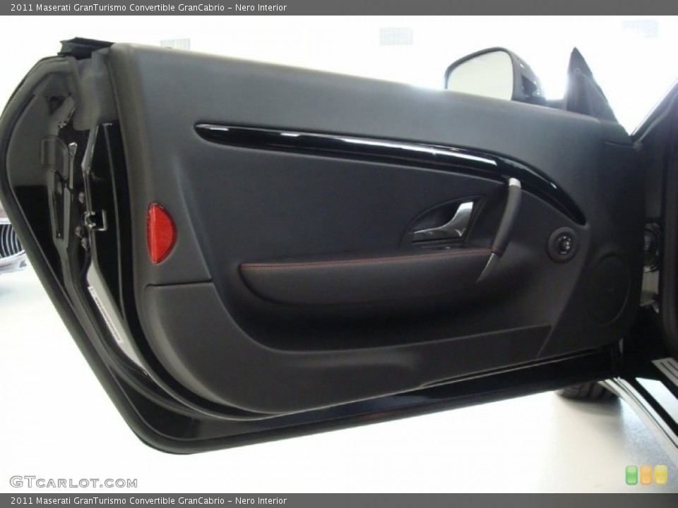 Nero Interior Door Panel for the 2011 Maserati GranTurismo Convertible GranCabrio #50535787