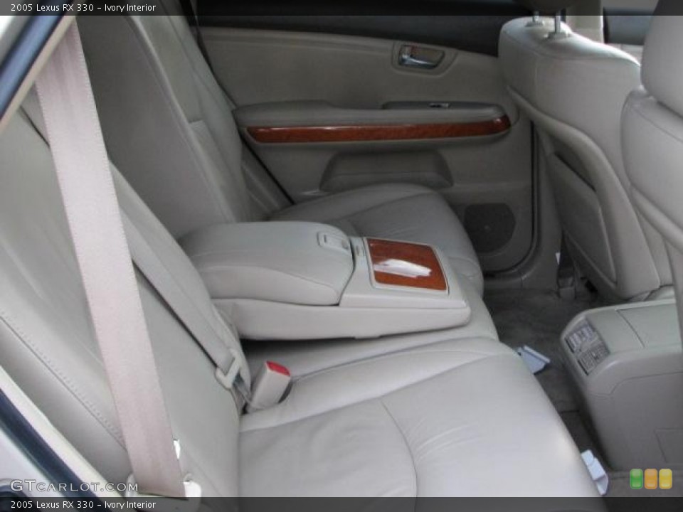 Ivory Interior Photo for the 2005 Lexus RX 330 #50535946