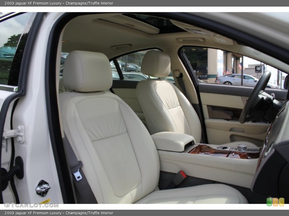 Champagne/Truffle Interior Photo for the 2009 Jaguar XF Premium Luxury #50536273