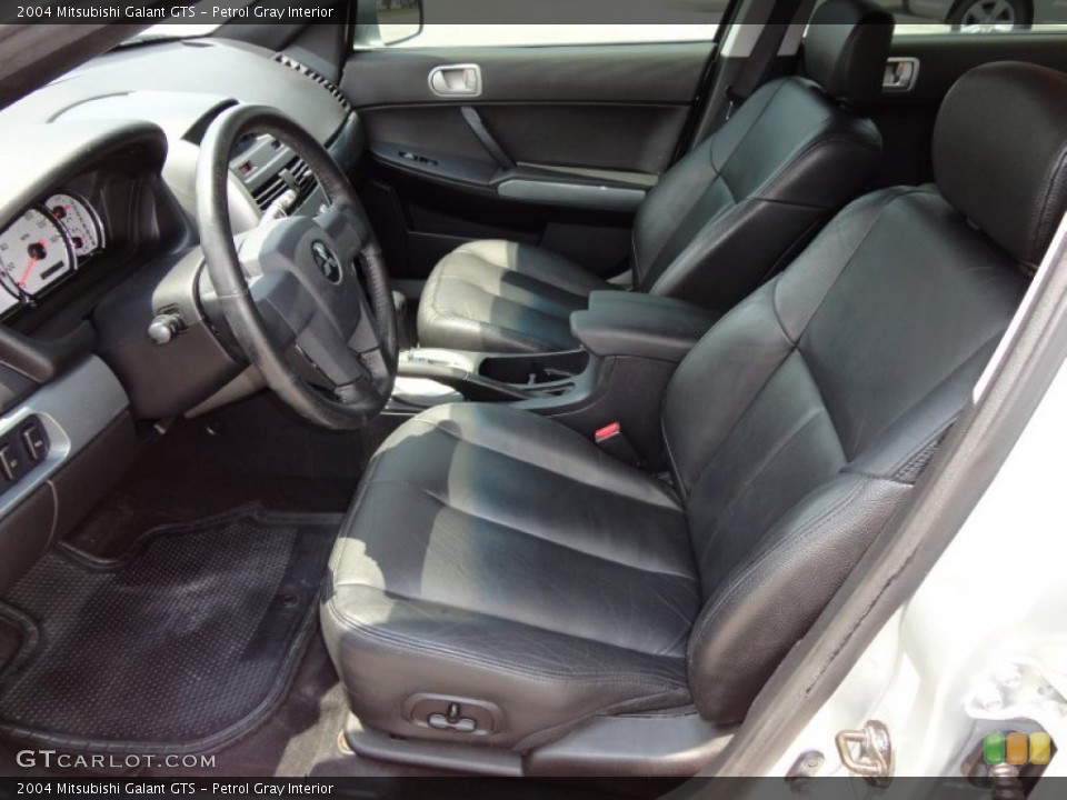 Petrol Gray Interior Photo for the 2004 Mitsubishi Galant GTS #50542510