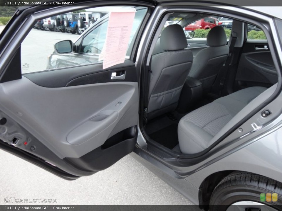 Gray Interior Door Panel for the 2011 Hyundai Sonata GLS #50546203