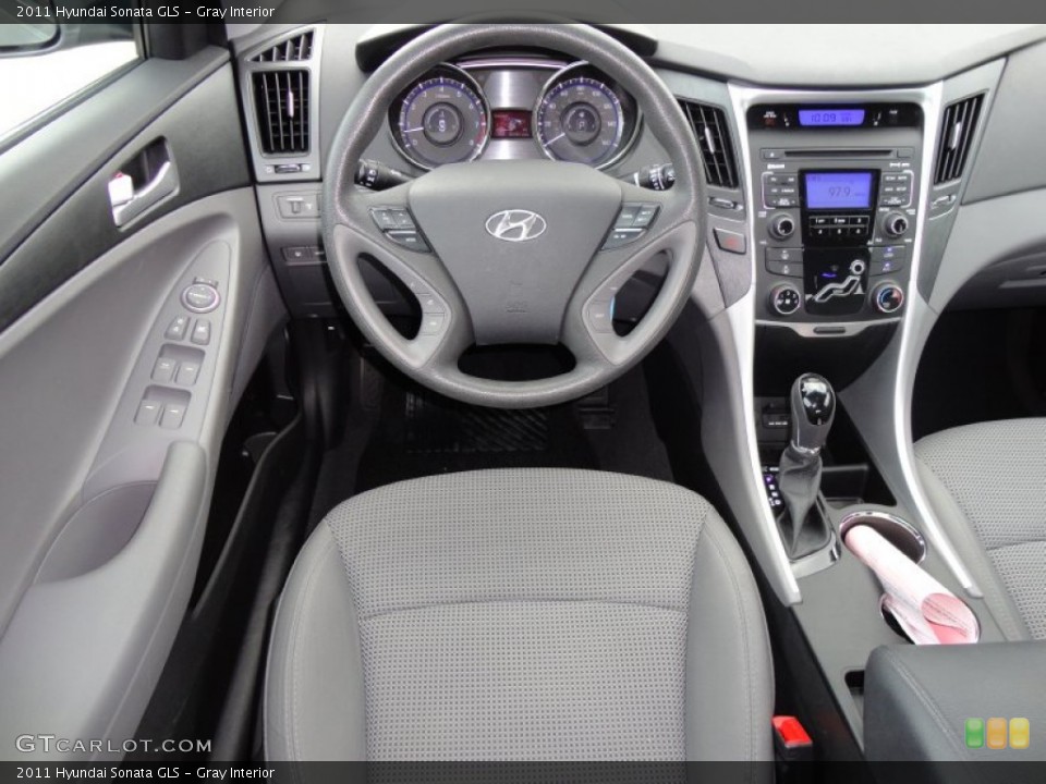 Gray Interior Dashboard for the 2011 Hyundai Sonata GLS #50546230