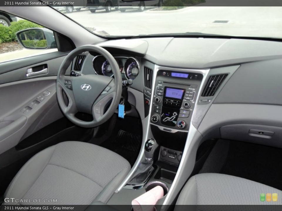 Gray Interior Dashboard for the 2011 Hyundai Sonata GLS #50546347