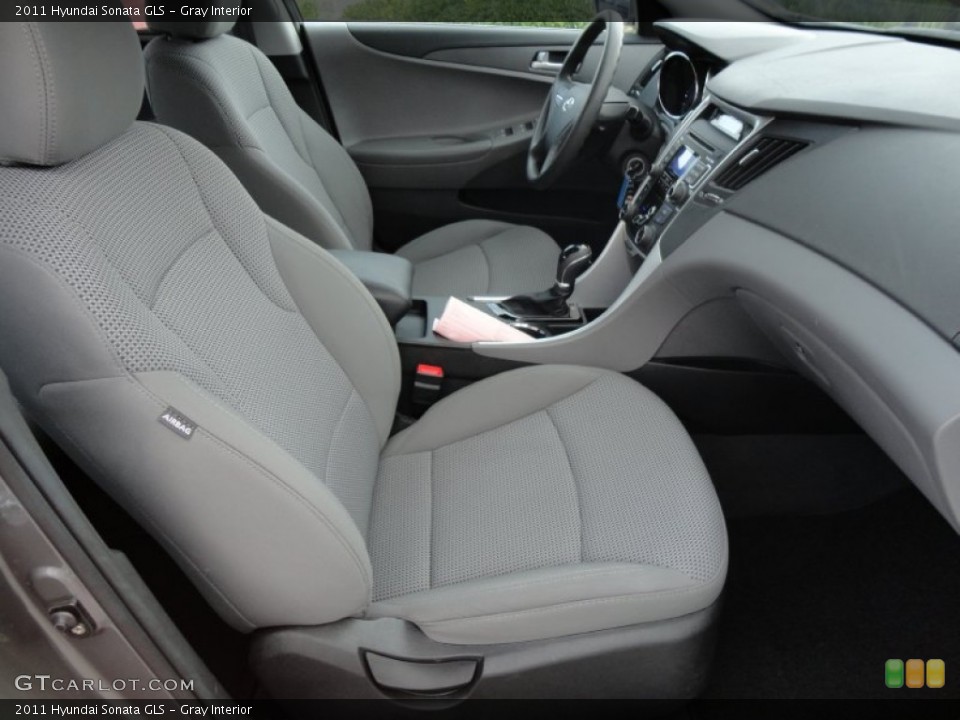 Gray Interior Photo for the 2011 Hyundai Sonata GLS #50546377