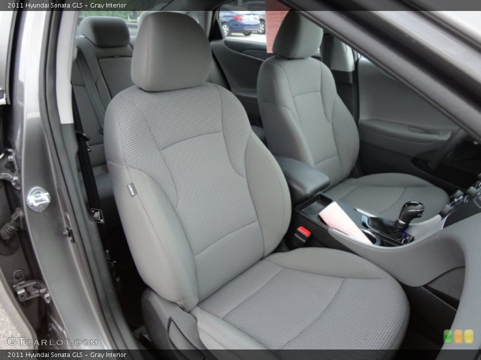 Gray Interior Photo for the 2011 Hyundai Sonata GLS #50546383