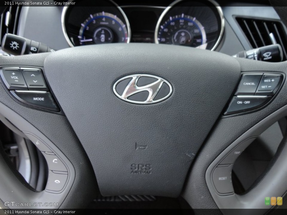 Gray Interior Controls for the 2011 Hyundai Sonata GLS #50546572