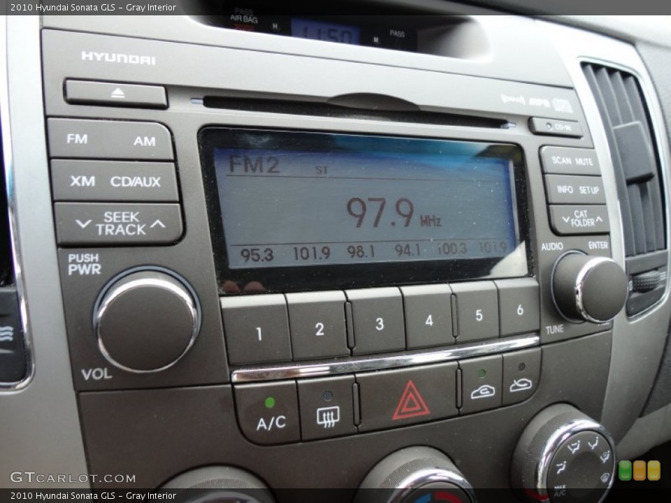 Gray Interior Controls for the 2010 Hyundai Sonata GLS #50547769