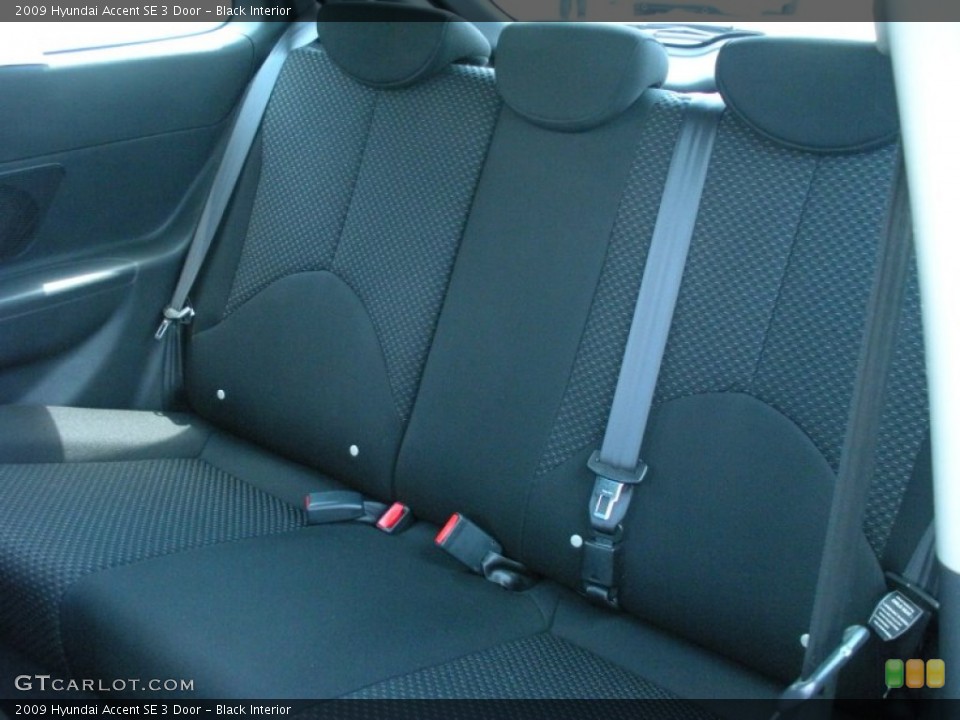 Black Interior Photo for the 2009 Hyundai Accent SE 3 Door #50551954