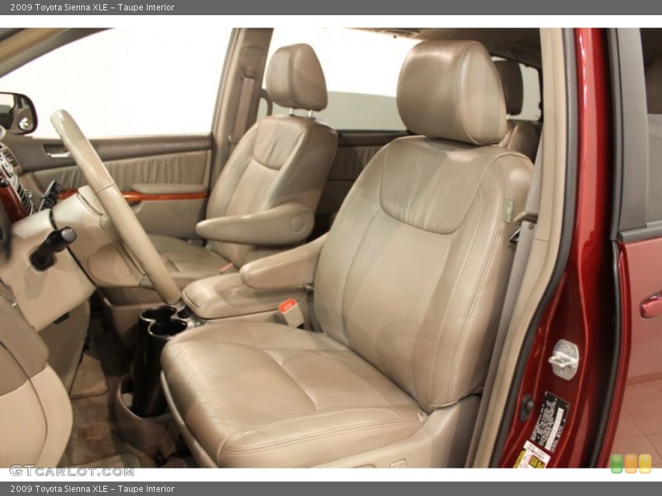 Taupe Interior Photo for the 2009 Toyota Sienna XLE #50554063