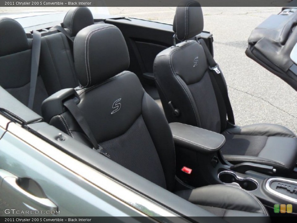 Black Interior Photo for the 2011 Chrysler 200 S Convertible #50558656