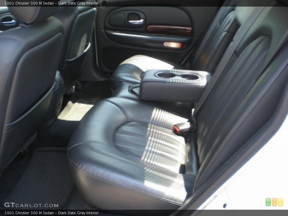 Dark Slate Gray Interior Photo for the 2001 Chrysler 300 M Sedan #50559574