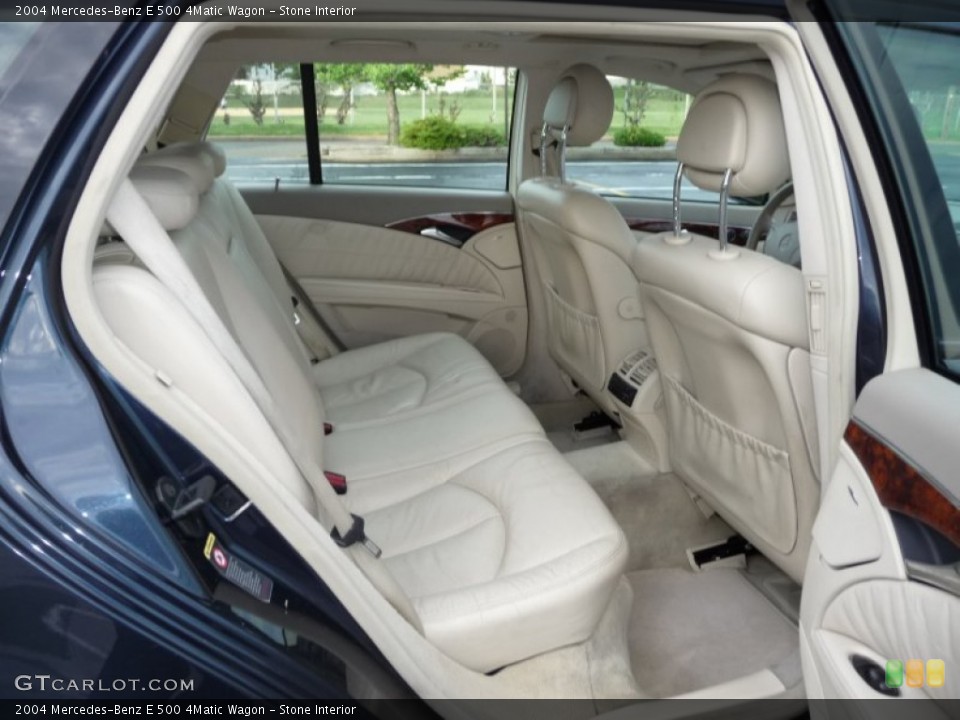 Stone Interior Photo for the 2004 Mercedes-Benz E 500 4Matic Wagon #50573116