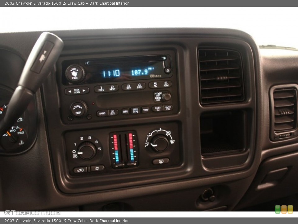 Dark Charcoal Interior Controls for the 2003 Chevrolet Silverado 1500 LS Crew Cab #50575942