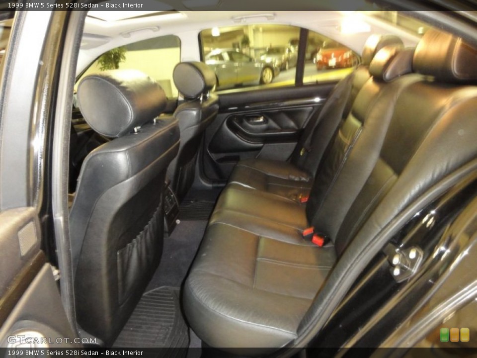 Black Interior Photo for the 1999 BMW 5 Series 528i Sedan #50581492