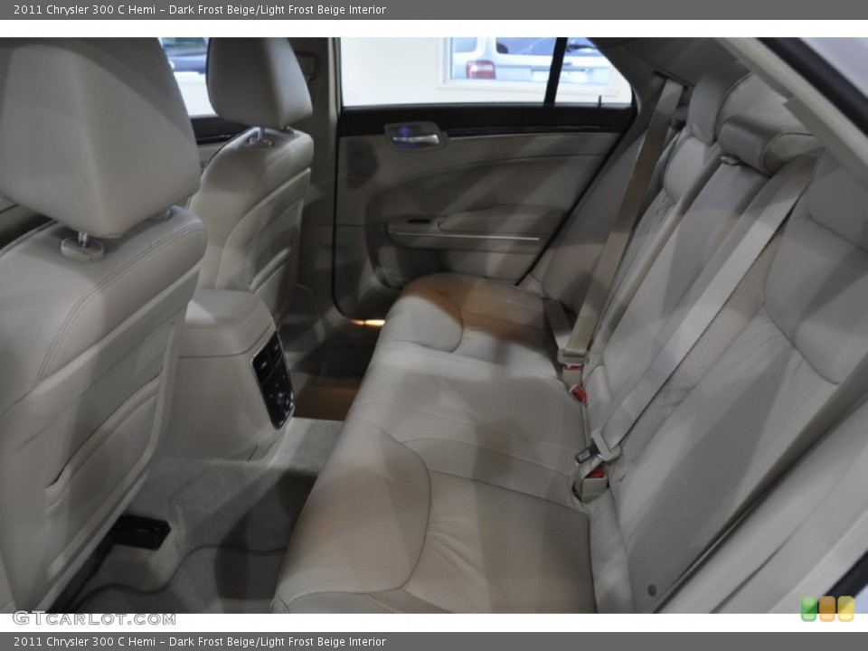 Dark Frost Beige/Light Frost Beige Interior Photo for the 2011 Chrysler 300 C Hemi #50582044