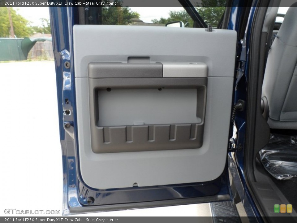 Steel Gray Interior Door Panel for the 2011 Ford F250 Super Duty XLT Crew Cab #50583610