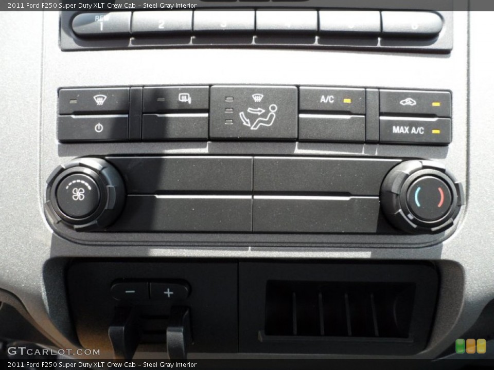 Steel Gray Interior Controls for the 2011 Ford F250 Super Duty XLT Crew Cab #50583769
